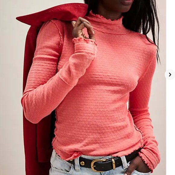 #24 NWT Free People Sara Pointelle Turtleneck in Flame Red - Picture 1 of 5